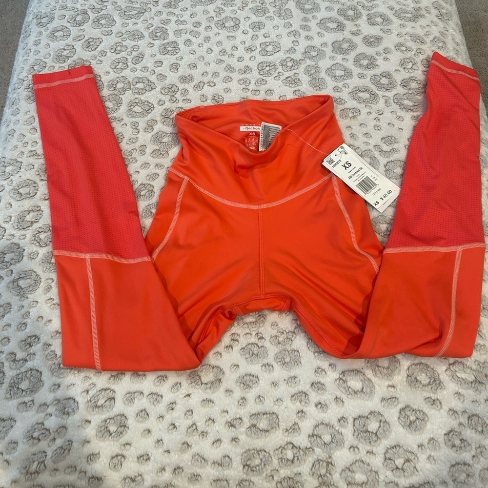 NWT Reebok Size XS Core IO Orange Rave Running Tights - Picture 2 of 5